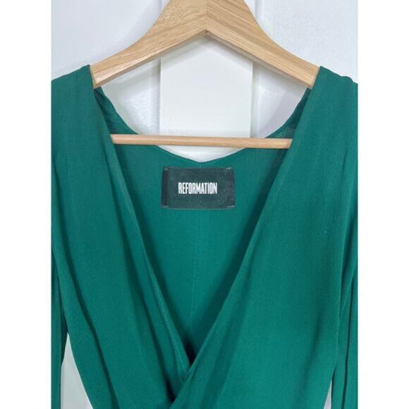 NWT Reformation Primrose Long Sleeve Tie Front Cutout Wide Leg Jumpsuit Green - Picture 4 of 7